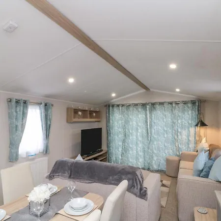 Beech 4 * Scarborough